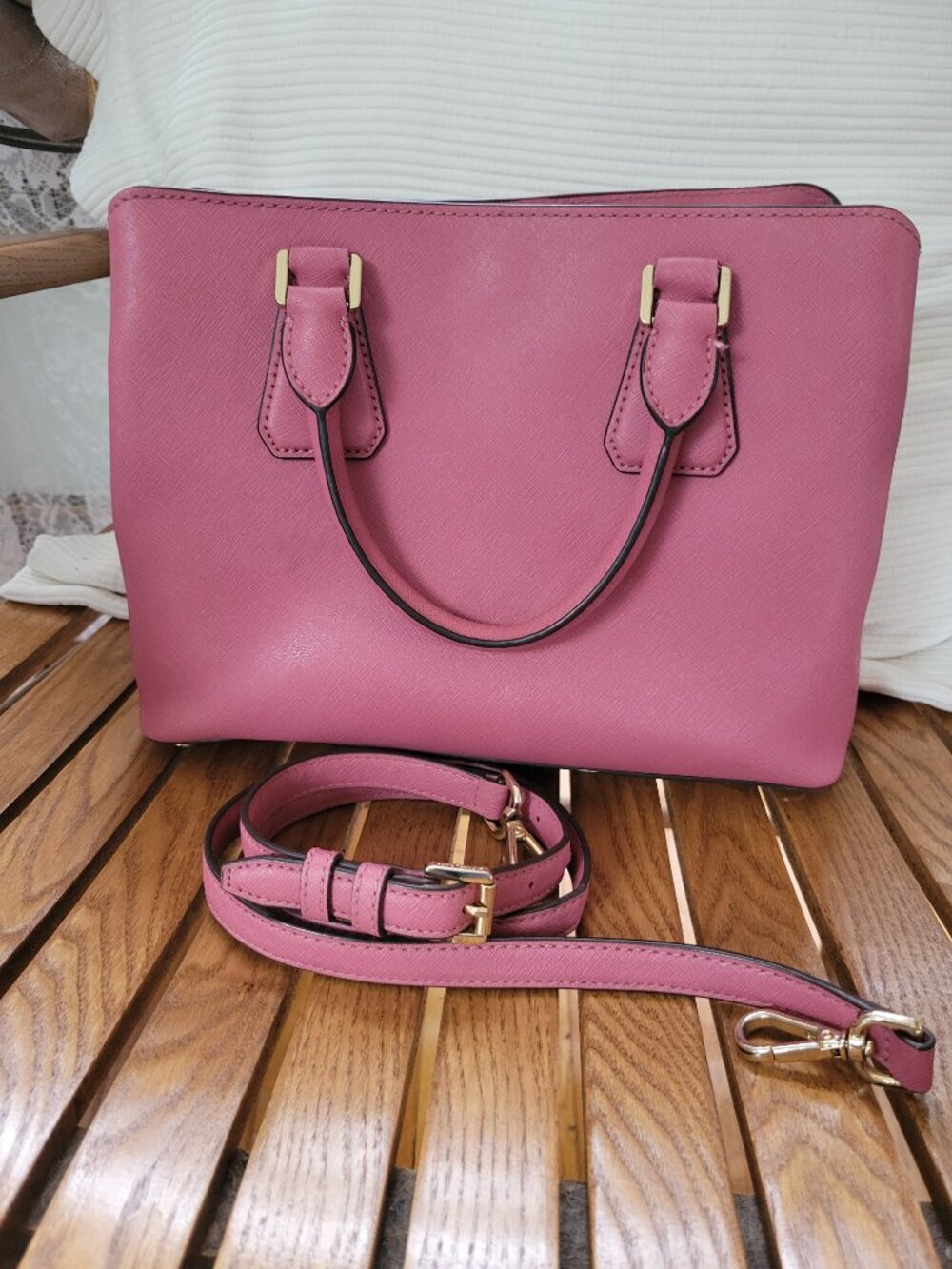 MK Michael Kors Savannah Saffiano Leather Satchel Crossbody - Picture 4 of 9